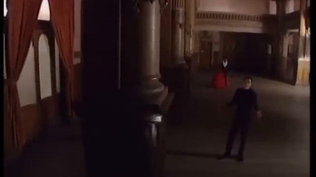 Ovidiu Komornyik - Esti mireasa vietii mele (videoclip) смотреть онлайн