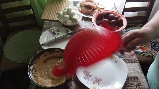 продолжаю подготовку к Пасхе 23 апреля 2022 г..mp4 смотреть онлайн