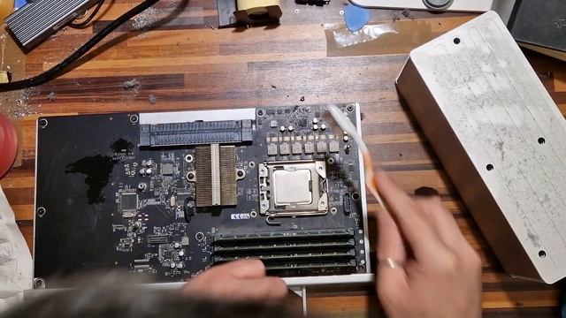 4 core to 6 core Mac pro 5.1 5 minute Upgrade смотреть онлайн