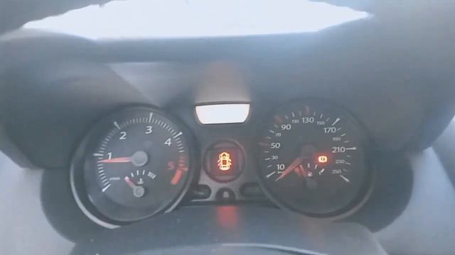 4. Enjektörden Kaynaklı Megane 2 Enjeksiyon Hatası смотреть онлайн