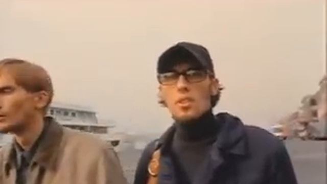 Военный! Тебя в спешке делали! смотреть онлайн