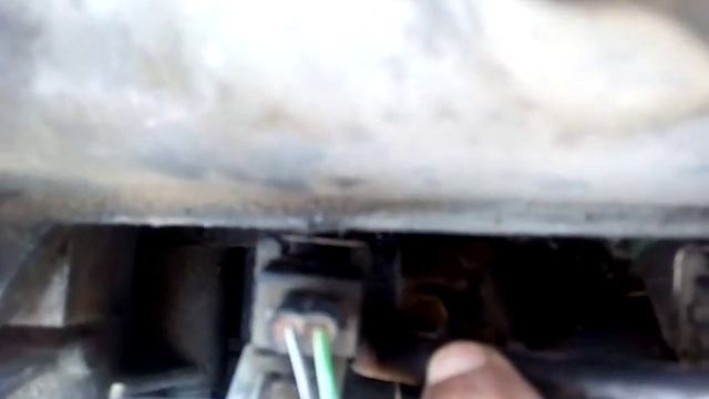 Scoatere rampa de injectoare Ford Focus 1.6 Zetec 99-2004 смотреть онлайн