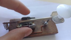 Телеграфный ключ своими руками (Tutorial)