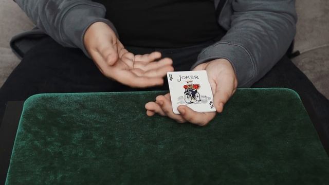 НЕВОЗМОЖНЫЙ ФОКУС С ОБЫЧНОЙ КОЛОДОЙ КАРТ / ОБУЧЕНИЕ / ФОКУСЫ С КАРТАМИ смотреть онлайн