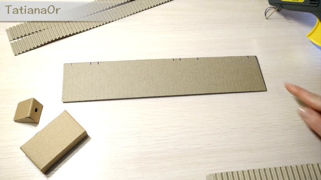 Как сделать ТАНК из картона и бумаги. Поделки из картона. смотреть онлайн