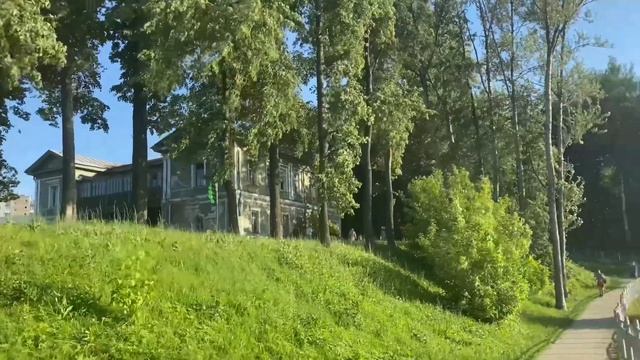 НЕ ТОЛЬКО вышивальная неделя: прогулки с Психеей (танцы в Парке Горького, Красная площадь, Зарядье) смотреть онлайн