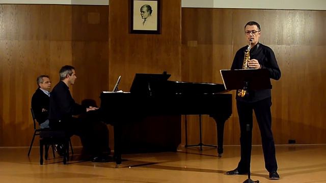 Alfred DESENCLOS: Prélude, cadence et finale (Antonio Torres & Rubén Orellana) смотреть онлайн