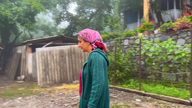 Aromas of the East! Homemade Samsa In The Oven Cooked By Grandma's Hands смотреть онлайн