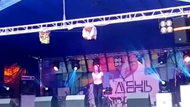 Концерт посвященному дню молодёжи машиностроительный парке г Узловая смотреть онлайн