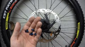 Как правильно установить Роторы на велосипед.Как поменять колодки.Начинаю сборку!