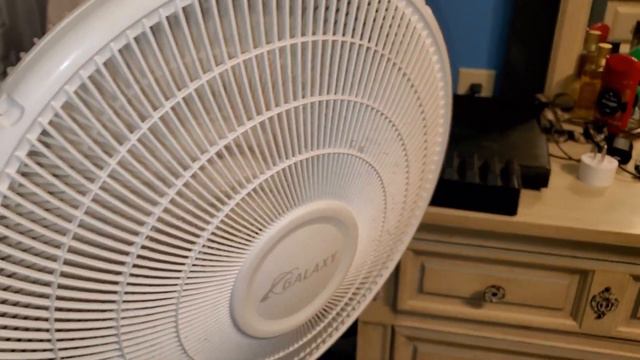 Late Octember Fail смотреть онлайн