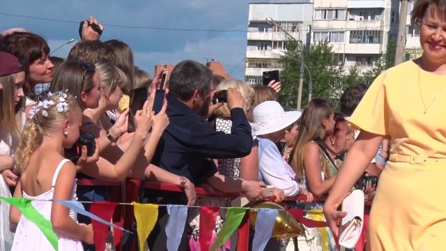 Выпускники 2016. г. Усть - Илимск смотреть онлайн