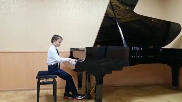 Сергей Прокофьев. 2 пьесы из цикла "Детская музыка" ор. 65: "Ходит месяц над лугами", "Тарантелла". смотреть онлайн