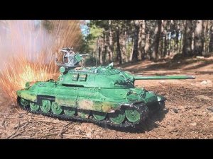 ИС-7 из ПЛАСТИЛИНА, Обстрел танка артилерией, имитация уничтожения