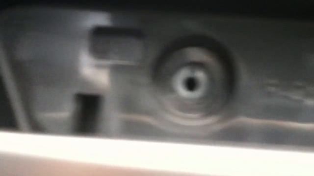 2011 Mazda 3 Removing the rear passenger door panel смотреть онлайн