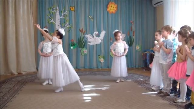 ЛЕБЕДИ смотреть онлайн