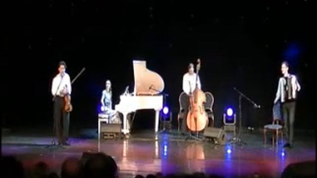 Страдиваленки на бенефисе Шведовой смотреть онлайн