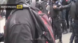 Одесса.2 мая,2014.Пророссийских активистов прогнали с ул  Греческой.