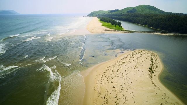 [4K HDR] Aerial photography appreciation of Sun River Landscape Bridge in Wanning, Hainan, China смотреть онлайн
