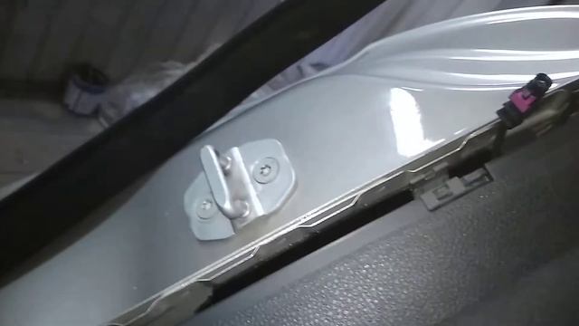 Как снять антену с крыши Мерседес W204 Mersedes смотреть онлайн