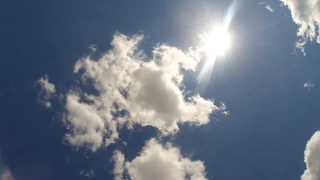 Таймлапс Позитивчик (облака) смотреть онлайн