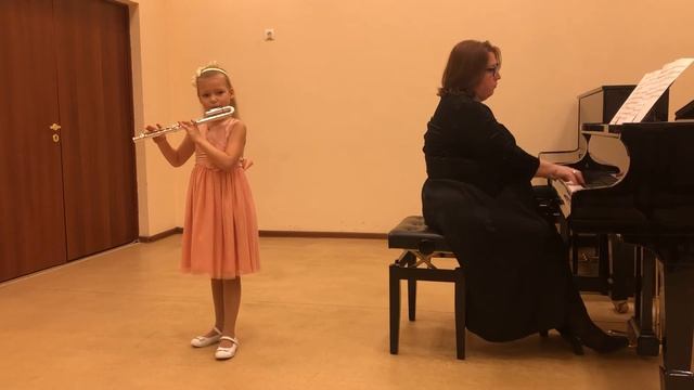 Счастливая Анна. Шильцева «Зайчики в трамвайчике» смотреть онлайн
