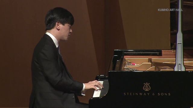 Beethoven Sonata No.9 in E Major, Op,14 No.1 смотреть онлайн