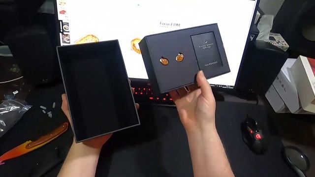 Focus EDM y cables Tripowin Gran Via - Vivir Digital смотреть онлайн