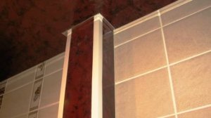 Сочетание кафеля и ПВХ-панелей