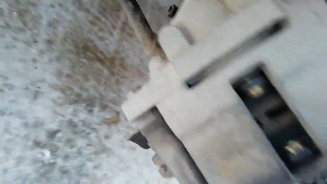 Лада Гранта FL. Замена передних колодок на Ладе Гранте. Устранение скрипа передних колодок на Грант смотреть онлайн