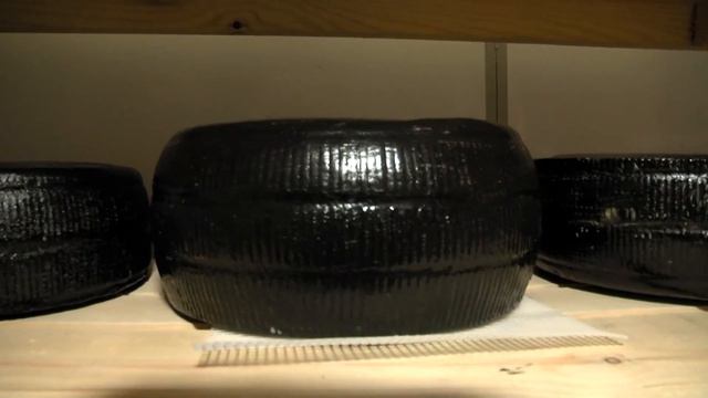 Поющий сыровар показал «Городу-24» «святую святых» своего производства смотреть онлайн