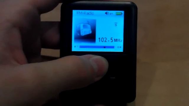 MP3 плеер за 10$ с 4ГБ памяти и экраном смотреть онлайн