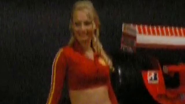 Ferrari babe photo shooting @ Autoshow 2006 Istanbul смотреть онлайн