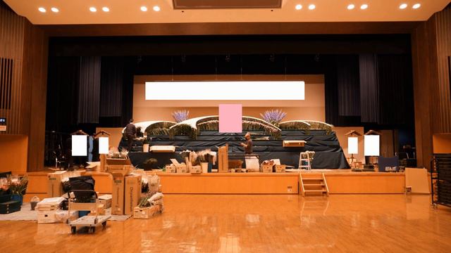 葬儀 生花祭壇 花祭壇 間口6間(10m80cm)高さ６段(約280cm) 日本の芸術 業界初 大型葬儀 施工風景 撮影 Possible～可能性～の会 青森 新潟 コラボレーション смотреть онлайн
