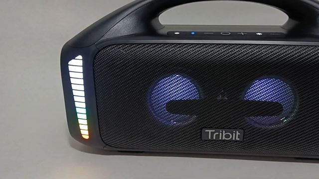 Портативная колонка Tribit StormBox Blast на 90 Вт смотреть онлайн