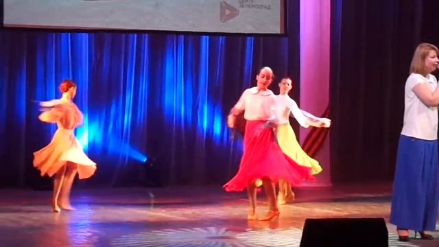 Студия "Весна" "Синий платочек" 3.12.2015 смотреть онлайн