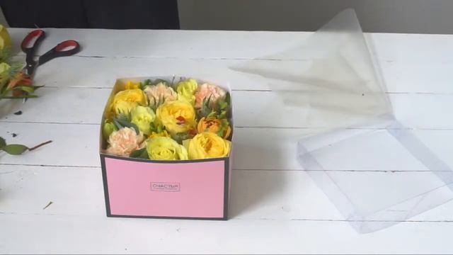 Коробка с крышкой для цветов смотреть онлайн