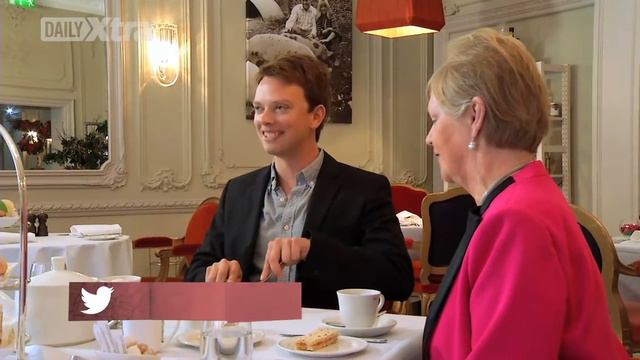 Hilarious how-to for High Tea in London смотреть онлайн