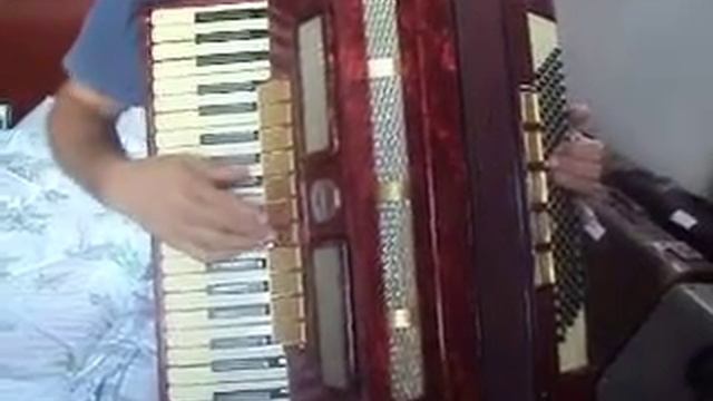 (VENDIDO) Acordeon Stradella 11x5 registros - Quarta de Voz смотреть онлайн