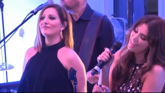 Delta Goodrem - Magic / Welcome To Earth At Twitter HQ смотреть онлайн
