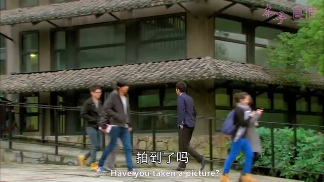 總裁得知灰姑娘沒了工作，趁機把她擄到自己身邊：她，我勢在必得！ смотреть онлайн