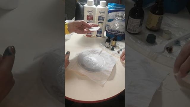 Удаляем зелёнку и йод с ткани, стиральным порошком Эрсаг смотреть онлайн