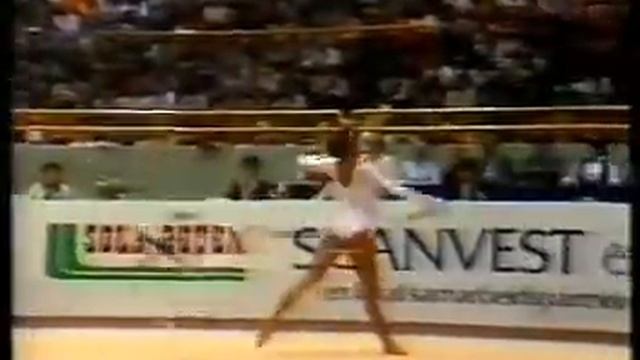 Devina Irina Ribbon 1982 EC смотреть онлайн