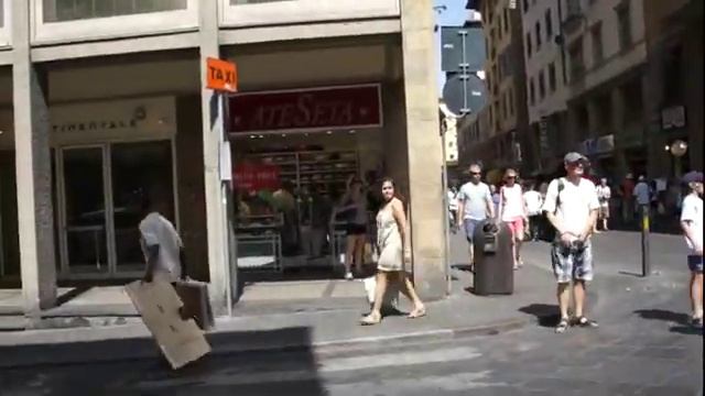 Флоренция Пришли карабинеры смотреть онлайн