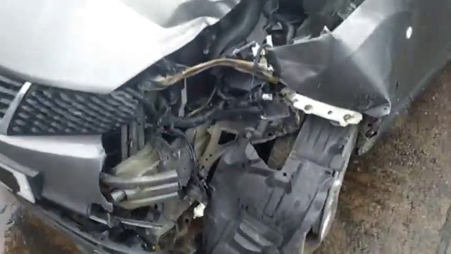 E94 Nissan Juke 2011, 1.6, бензин, МКПП смотреть онлайн