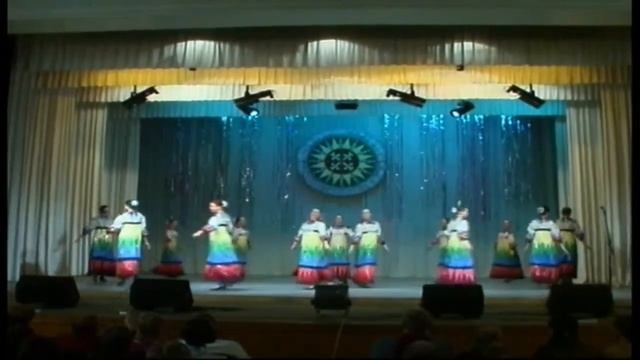 "Весенняя капель", ансамбль "Виктория", рук. Луганская Е.Н. смотреть онлайн