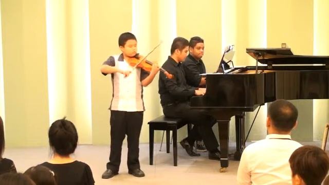 Beethoven Virus - COMS 10th Recital смотреть онлайн