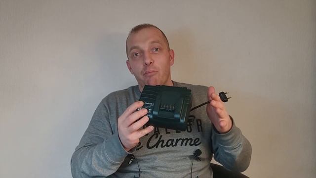 Аккумуляторная УШМ Metabo PowerMaxx CC 12 BL 600348500 РАСПАКОВКА смотреть онлайн