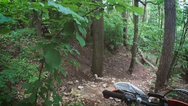 КТМ ещё и не так может. Избыточная мощность?! смотреть онлайн