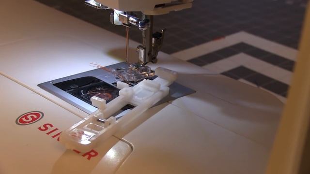 Singer 7640 Confidence™ Computerized, 200-Stitch Sewing Machine смотреть онлайн